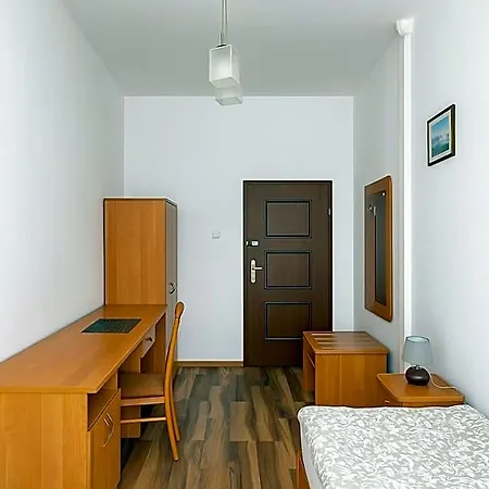 Babel Hostel, Dworzec Pkp, Rynek Хостел