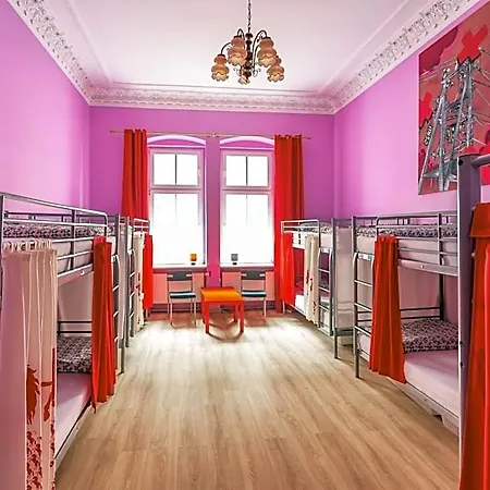 Babel Hostel, Dworzec Pkp, Rynek *