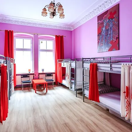 Babel Hostel, Dworzec Pkp, Rynek * 弗罗茨瓦夫